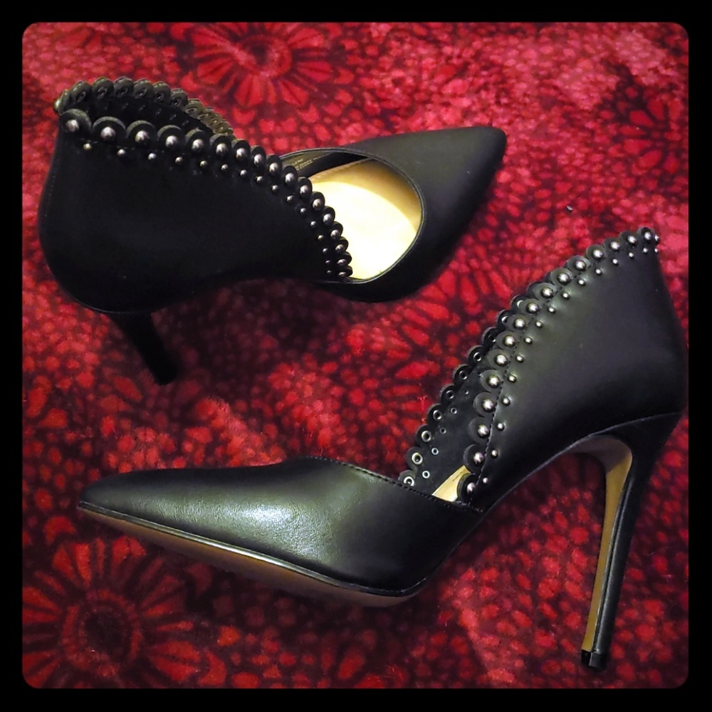 Heels with details